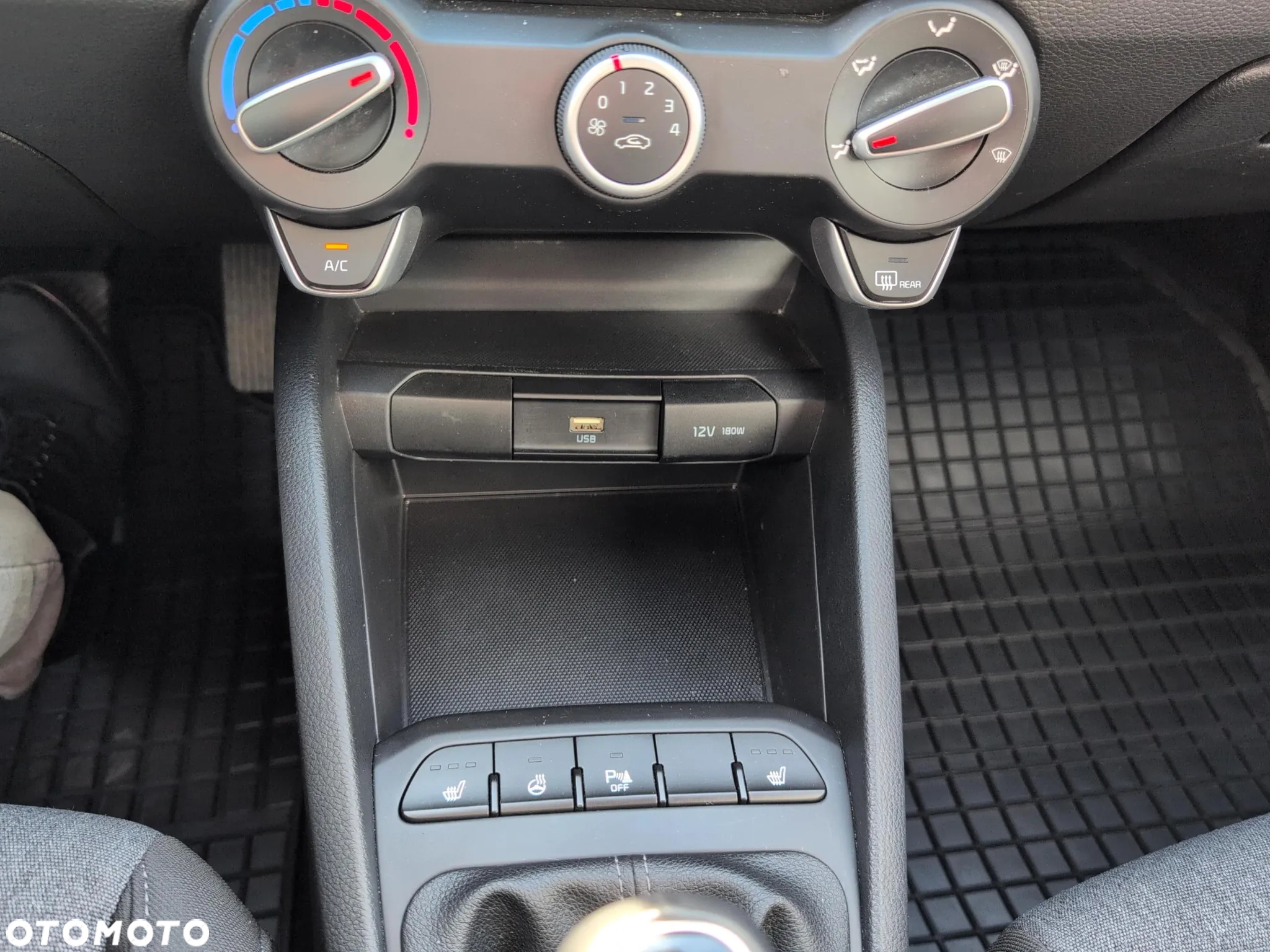Kia Stonic 1.0 T-GDI M - 28