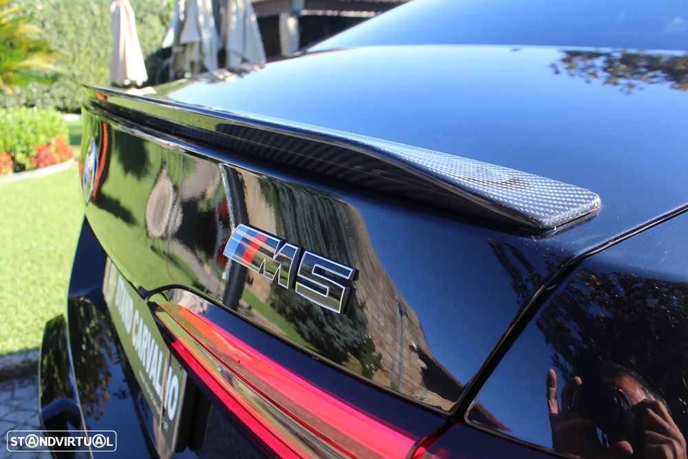 BMW M5 xDrive - 12