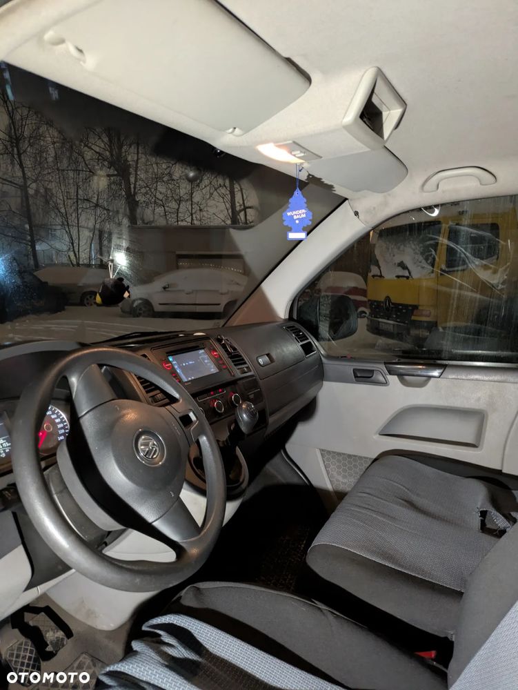 Volkswagen Transporter - 13
