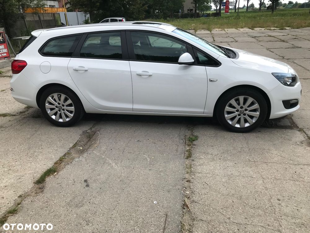 Opel Astra 1.6 CDTI DPF ecoFLEX TourerStart/Stop Edition - 4