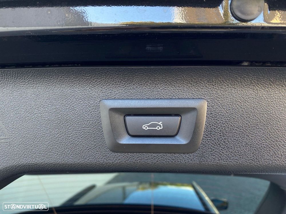 BMW 530 e Pack Desportivo M - 22