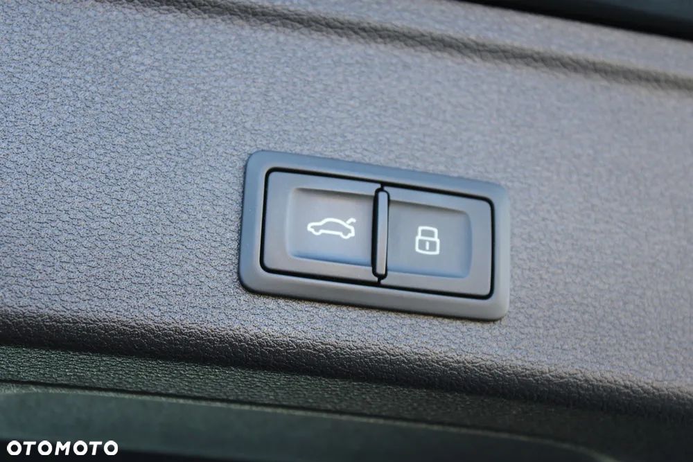 Audi A4 Avant 40 TFSI Sport - 31
