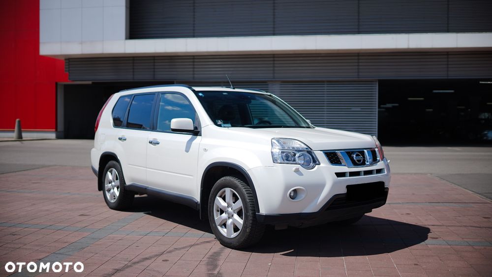 Nissan X-Trail - 1