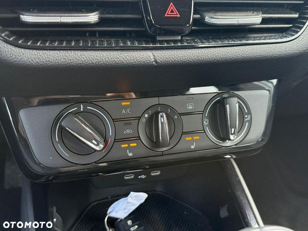 Skoda Fabia 1.0 TSI Selection - 26