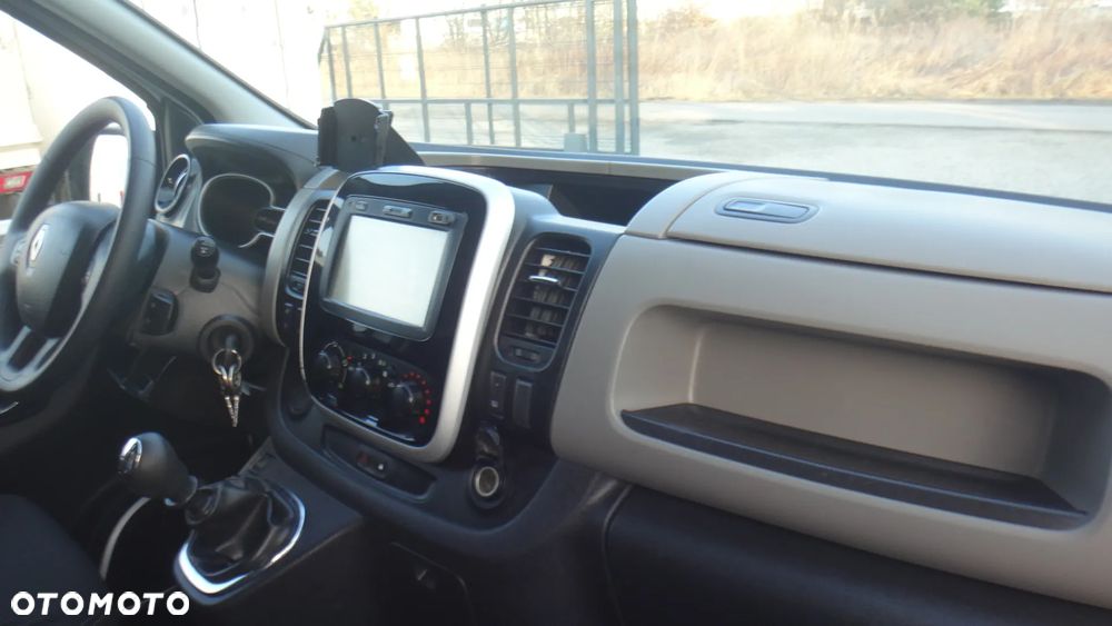 Renault Trafic - 11