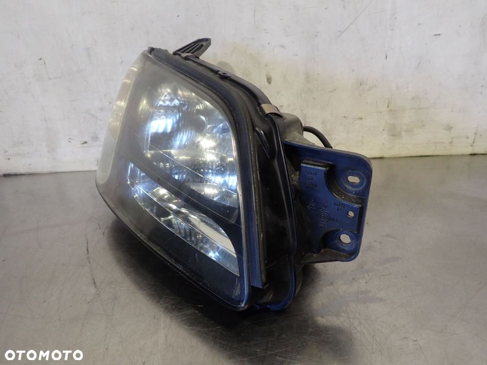 LAMPA PRAWA PRZEDNIA SUBARU LEGACY 2.5 - 7
