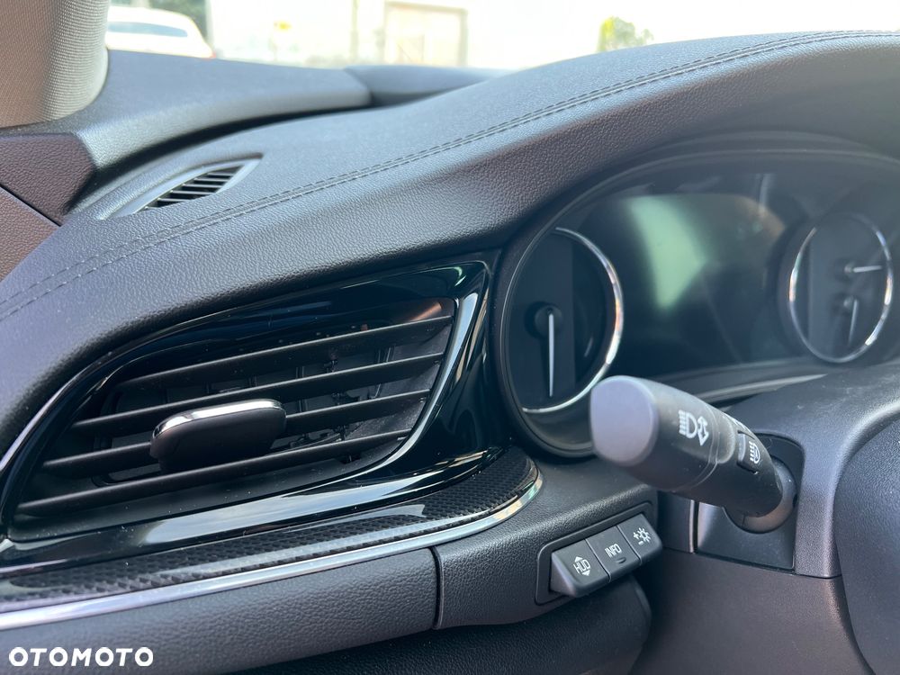 Opel Insignia 2.0 CDTI Elegance S&S - 17