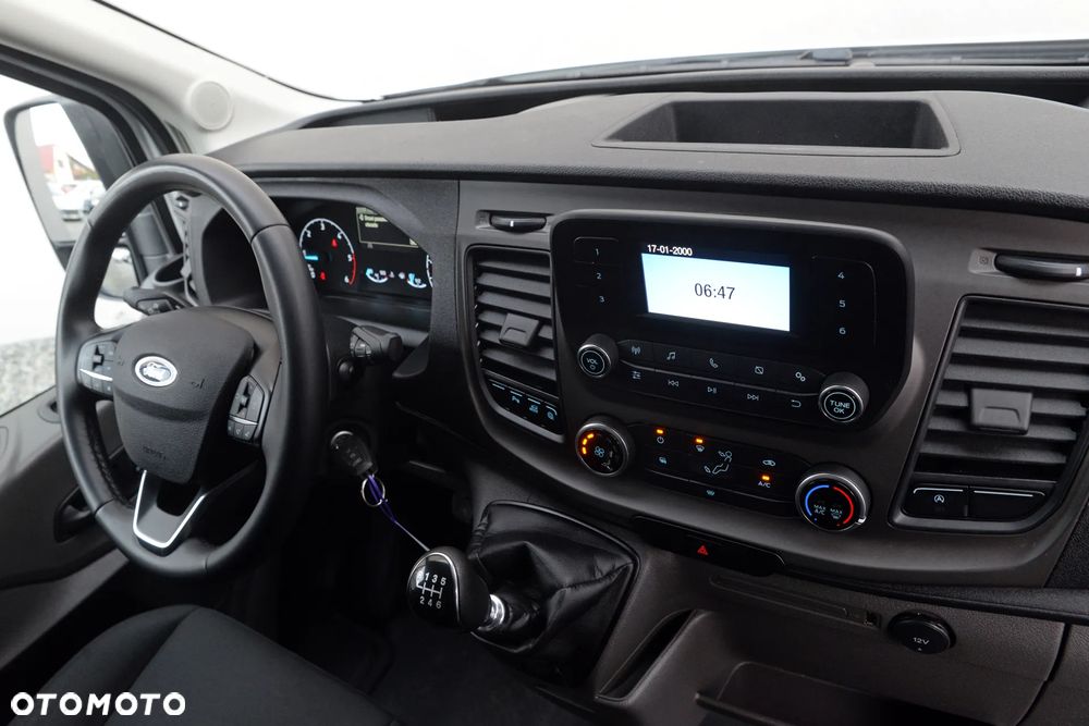 Ford Transit - 37