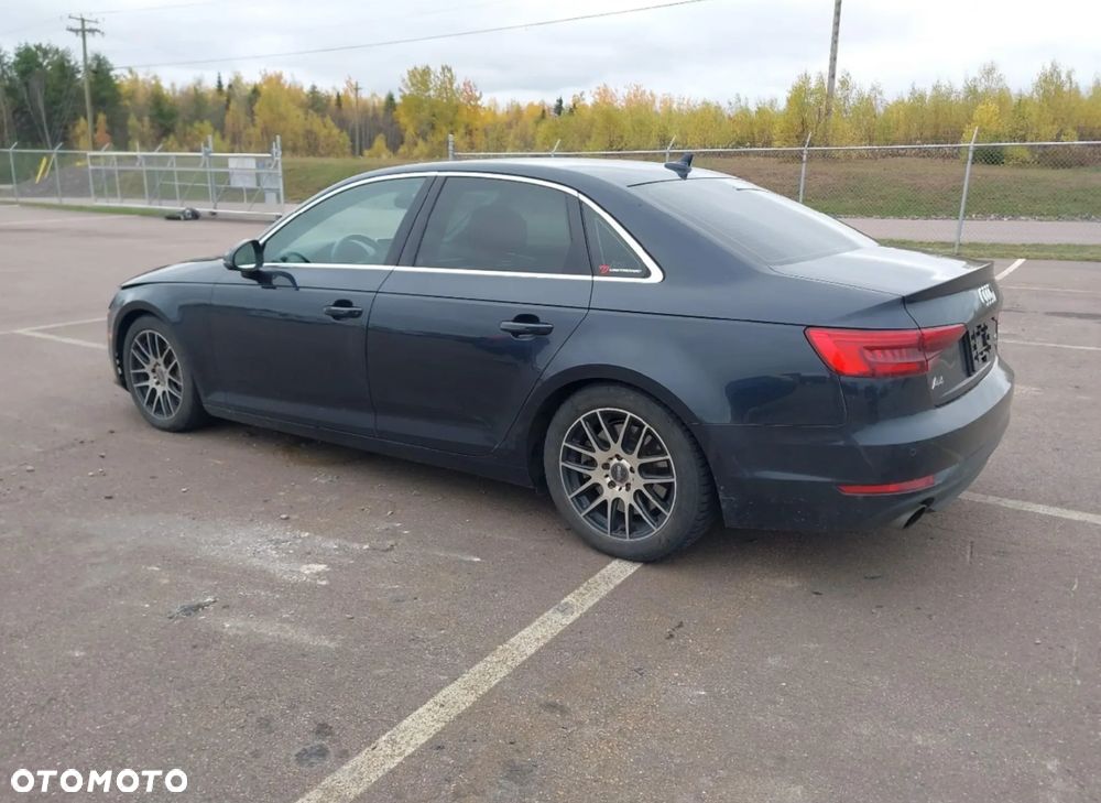 Audi A4 Limousine - 5