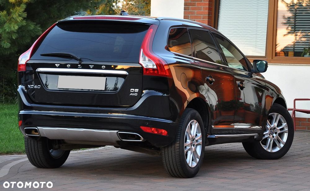 Volvo XC 60 D5 AWD Geartronic Summum - 16