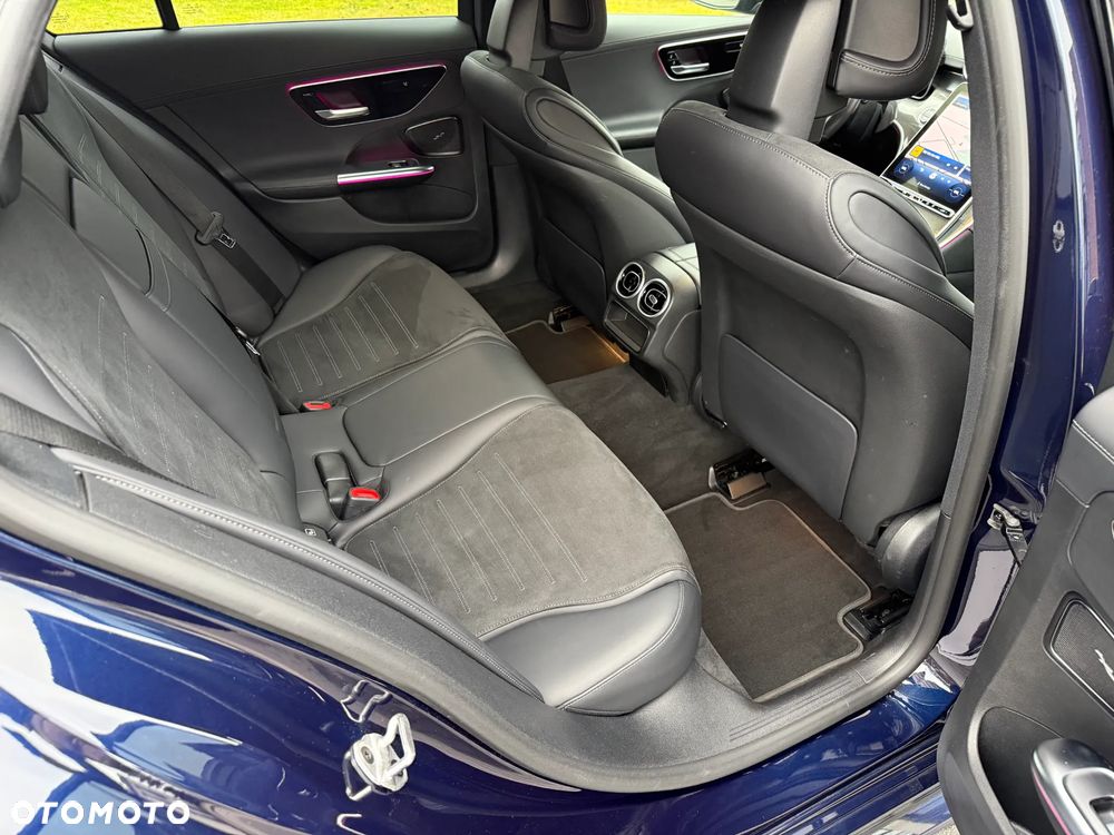 Mercedes-Benz Klasa C 220 d 9G-TRONIC AMG Line - 35