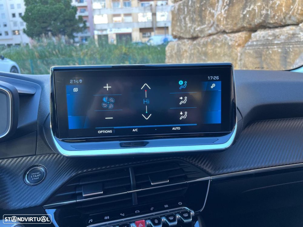Peugeot 208 - 34
