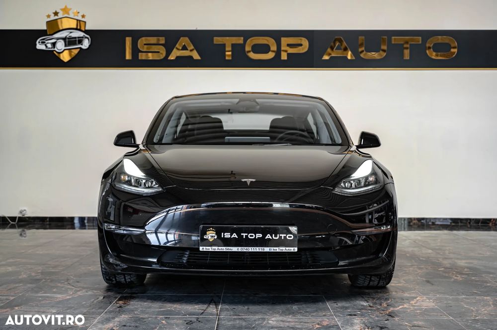 Tesla Model 3 Langstreckenbatterie Allradantrieb Dual Motor - 32