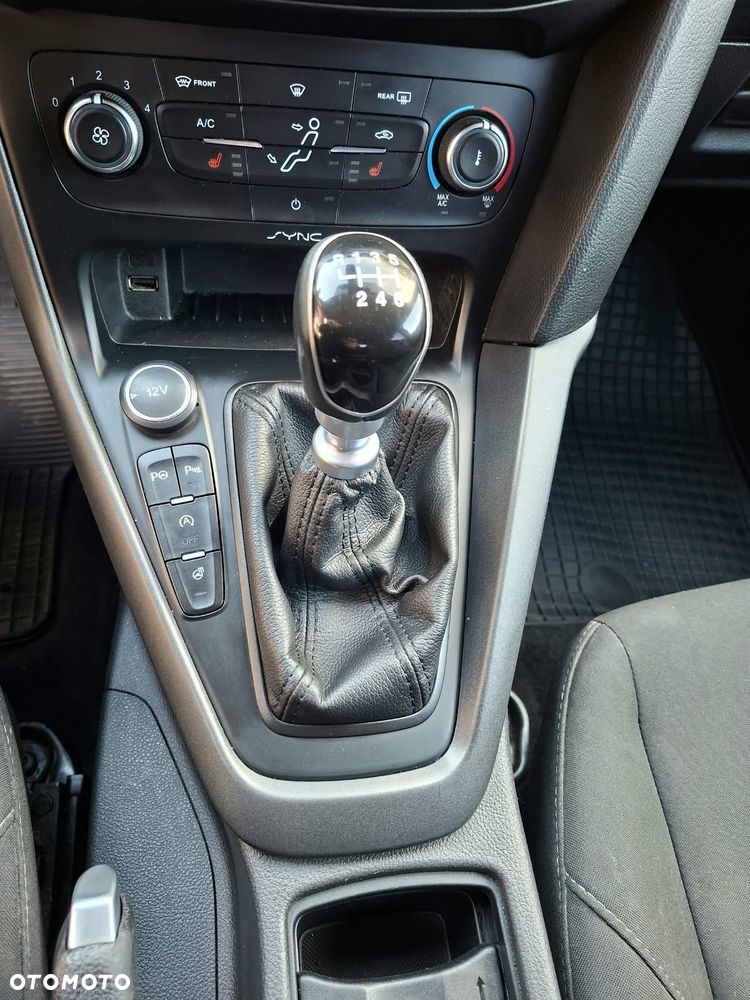 Ford Focus 1.5 TDCi DPF Start-Stopp-System Business - 8