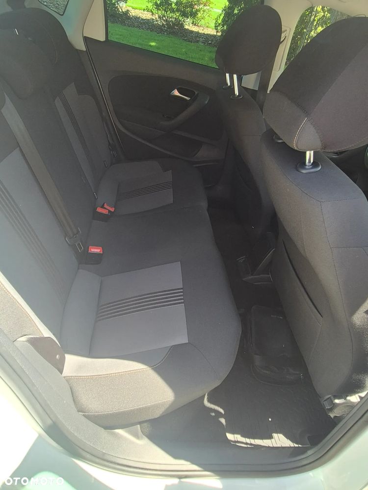 Volkswagen Polo 1.2 TSI Blue Motion Technology DSG Allstar - 10