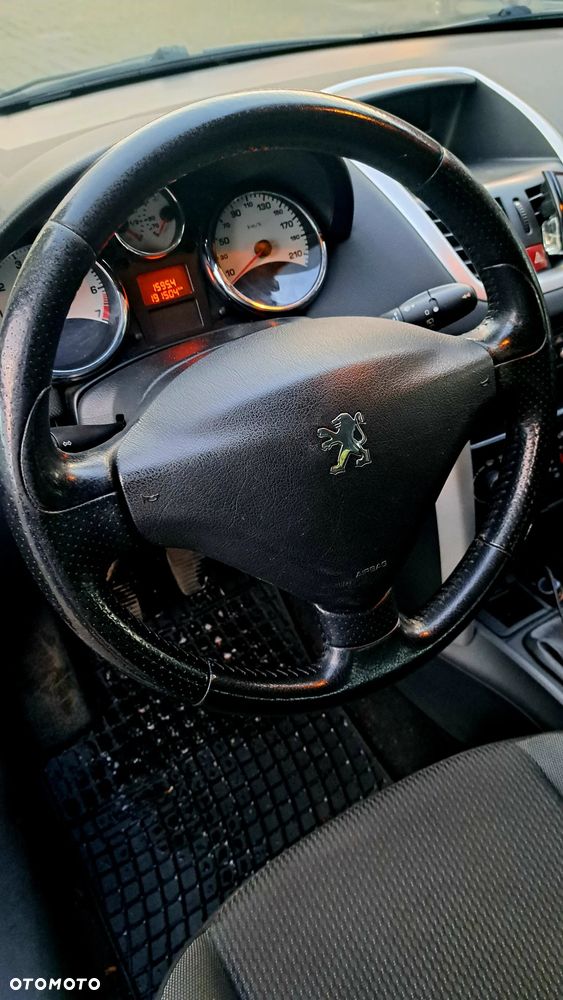 Peugeot 207 1.4 Trendy - 10