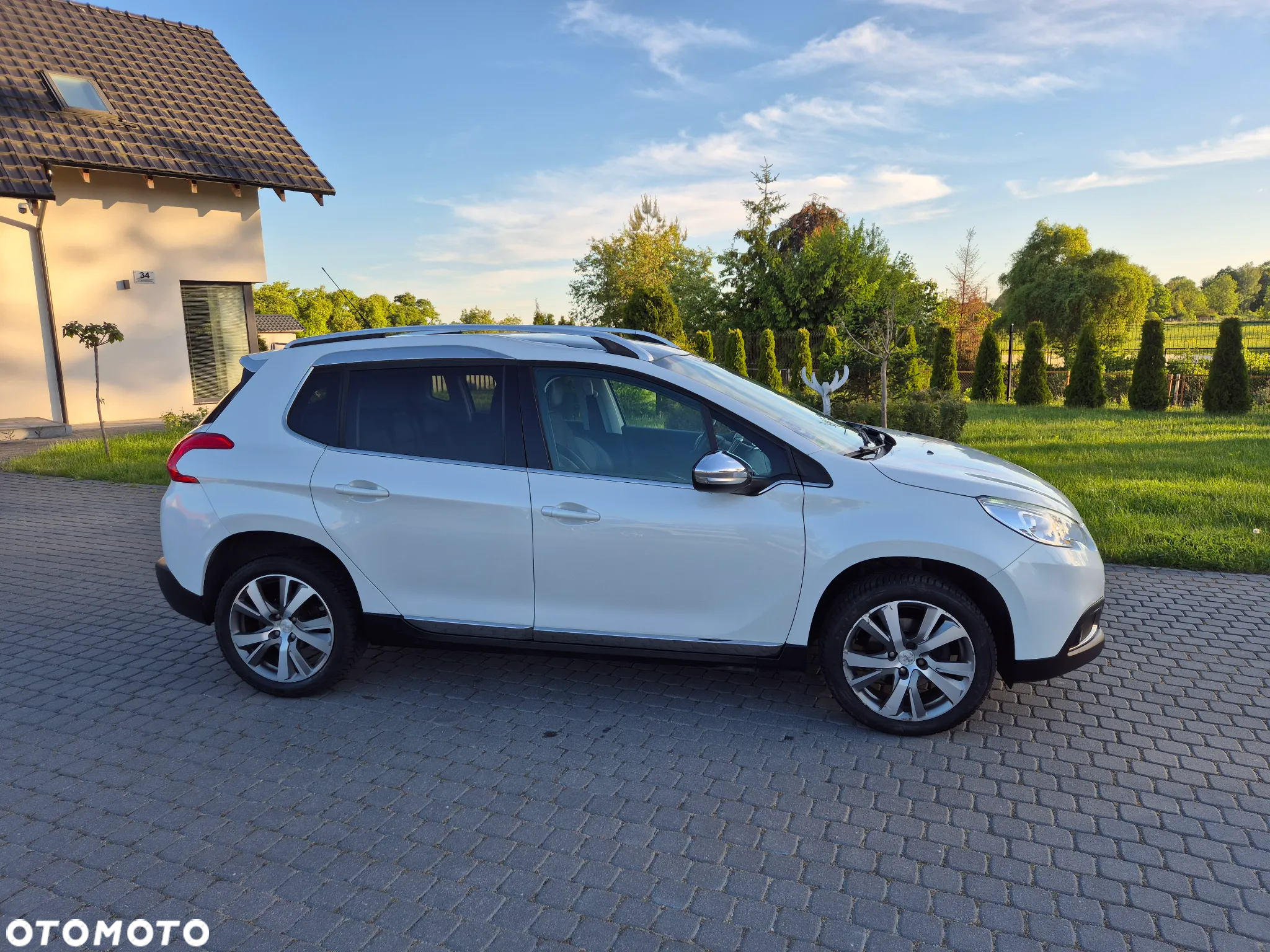 Peugeot 2008 e-HDi FAP 115 STOP & START Business-Line - 25