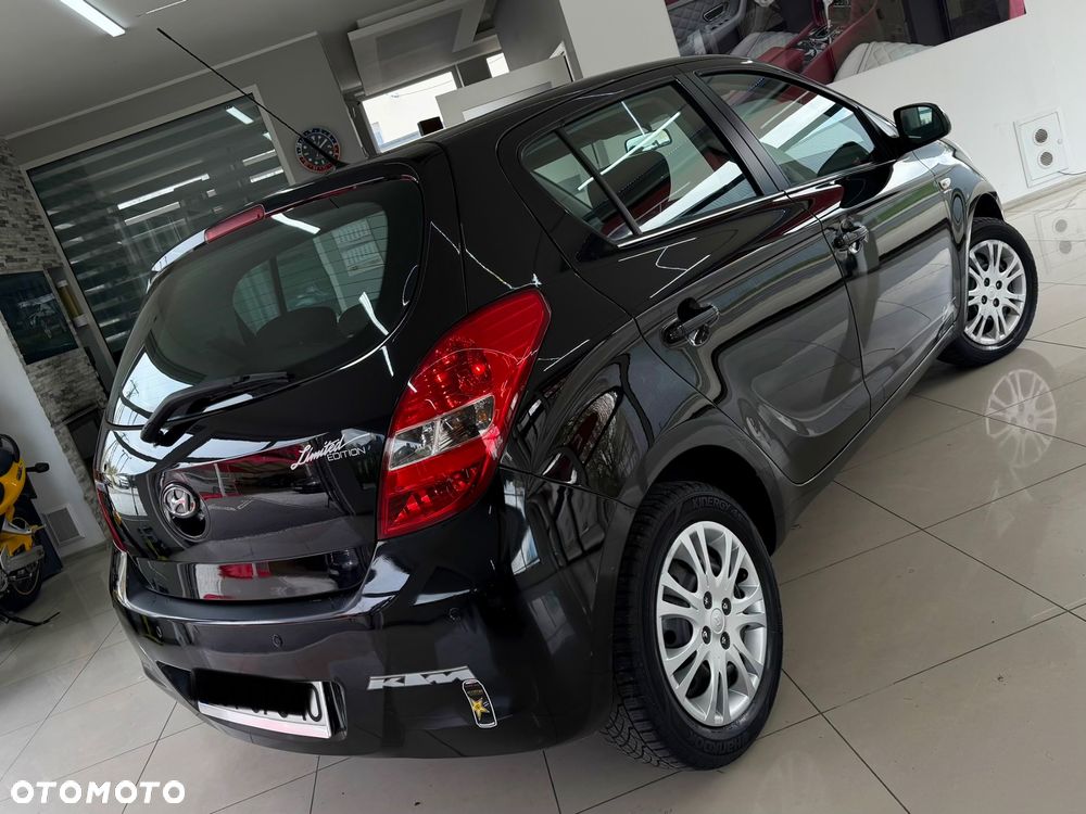 Hyundai i20 1.2 Classic + - 34