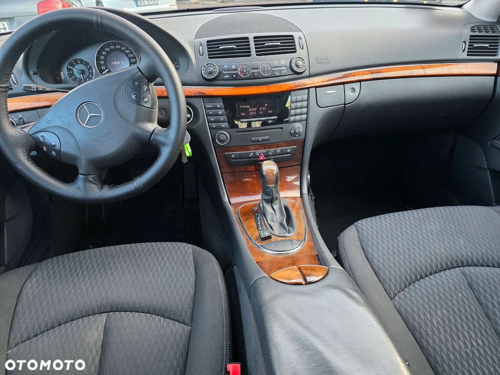 Mercedes-Benz Klasa E - 3