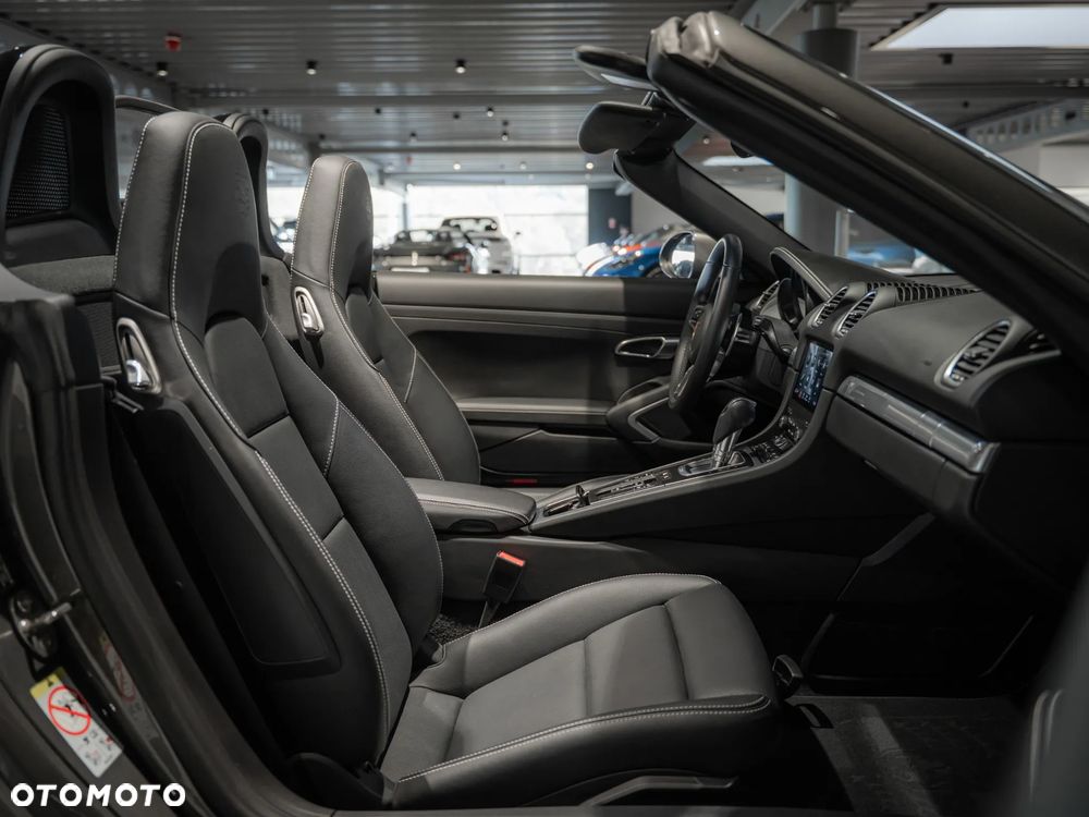 Porsche 718 Boxster GPF Style Edition PDK - 23