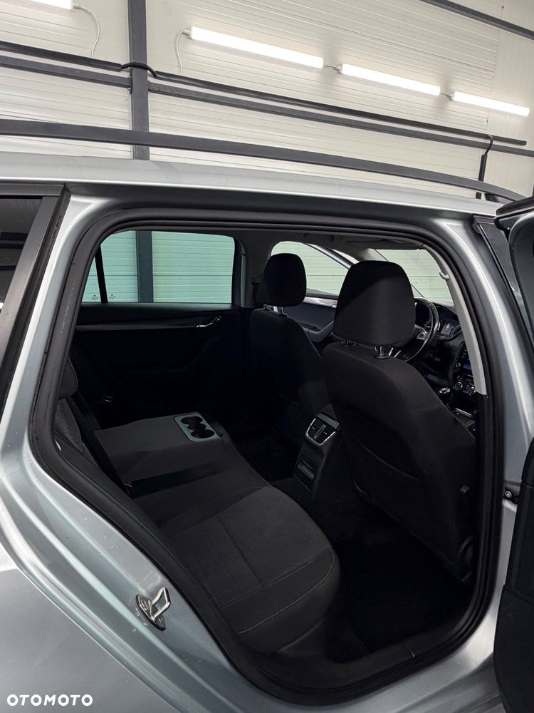 Skoda Octavia - 8