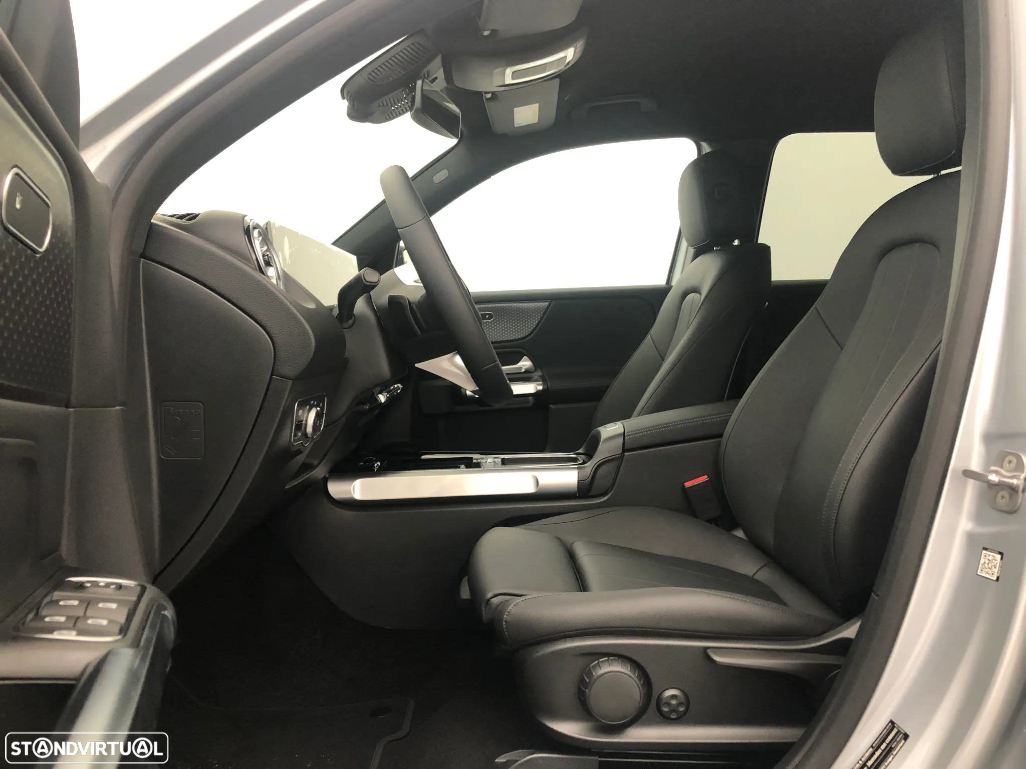 Mercedes-Benz EQB 250+ Edition - 23