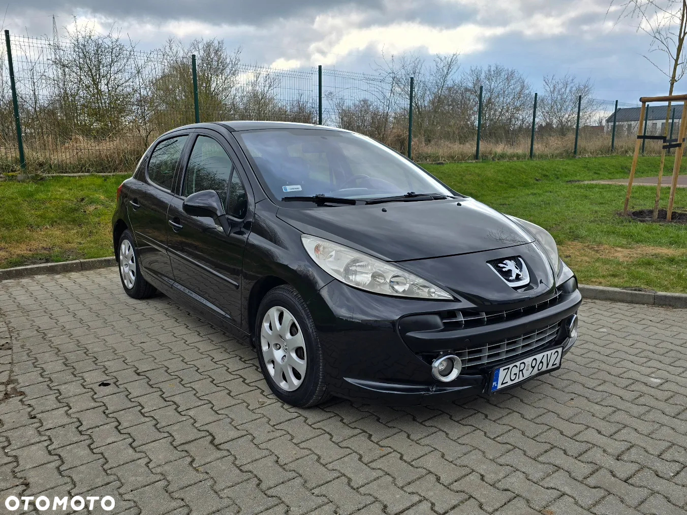 Peugeot 207 1.6 HDi 16V Sporty - 2