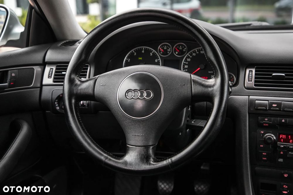 Audi A6 Avant - 27