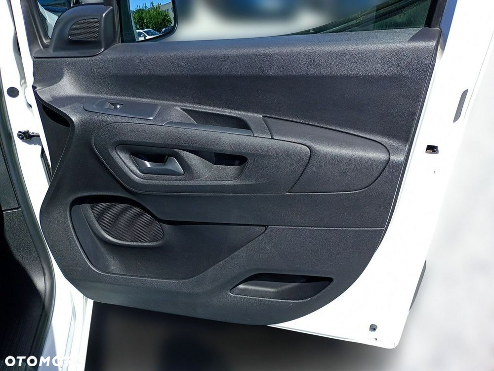 Opel Combo - 24