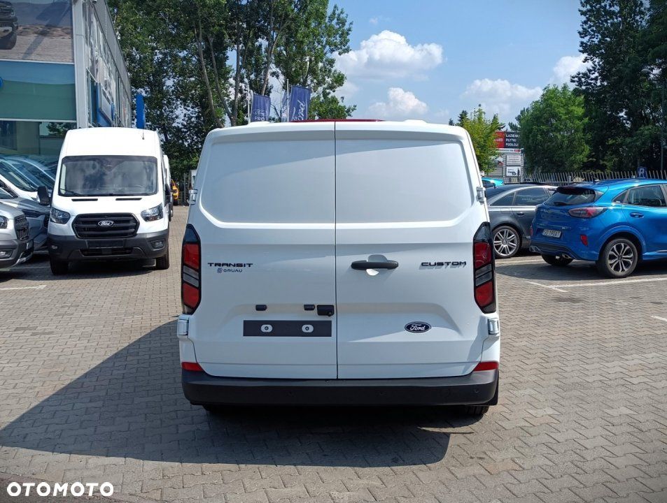 Ford Transit Custom - 5
