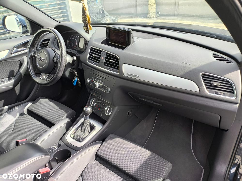 Audi Q3 - 18
