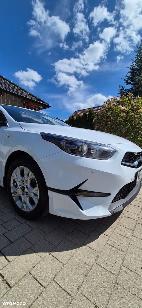 Kia Ceed 1.5 T-GDI M - 9