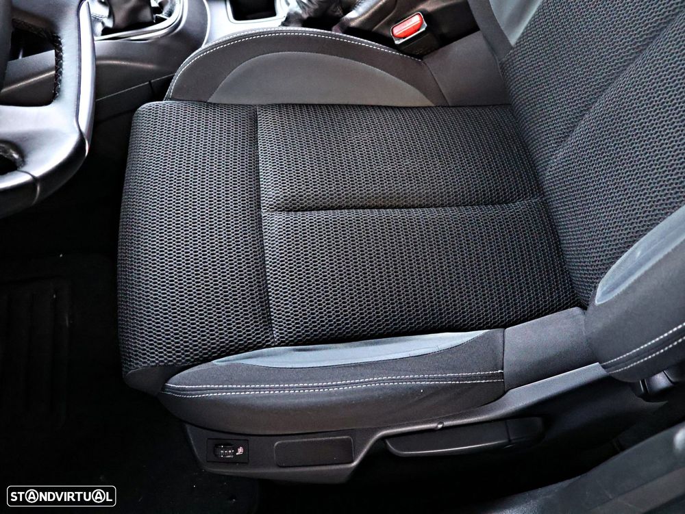 Citroën C4 1.6 BlueHDi Feel Edtion - 25