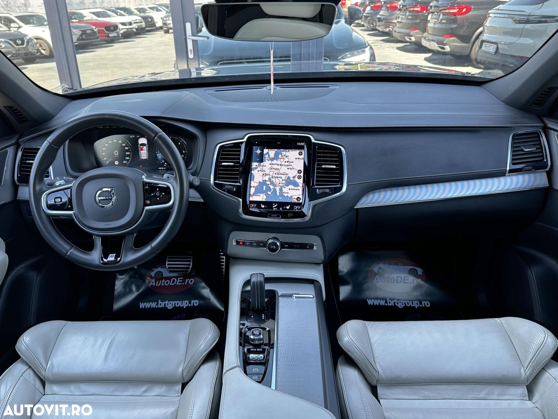Volvo XC 90 - 8
