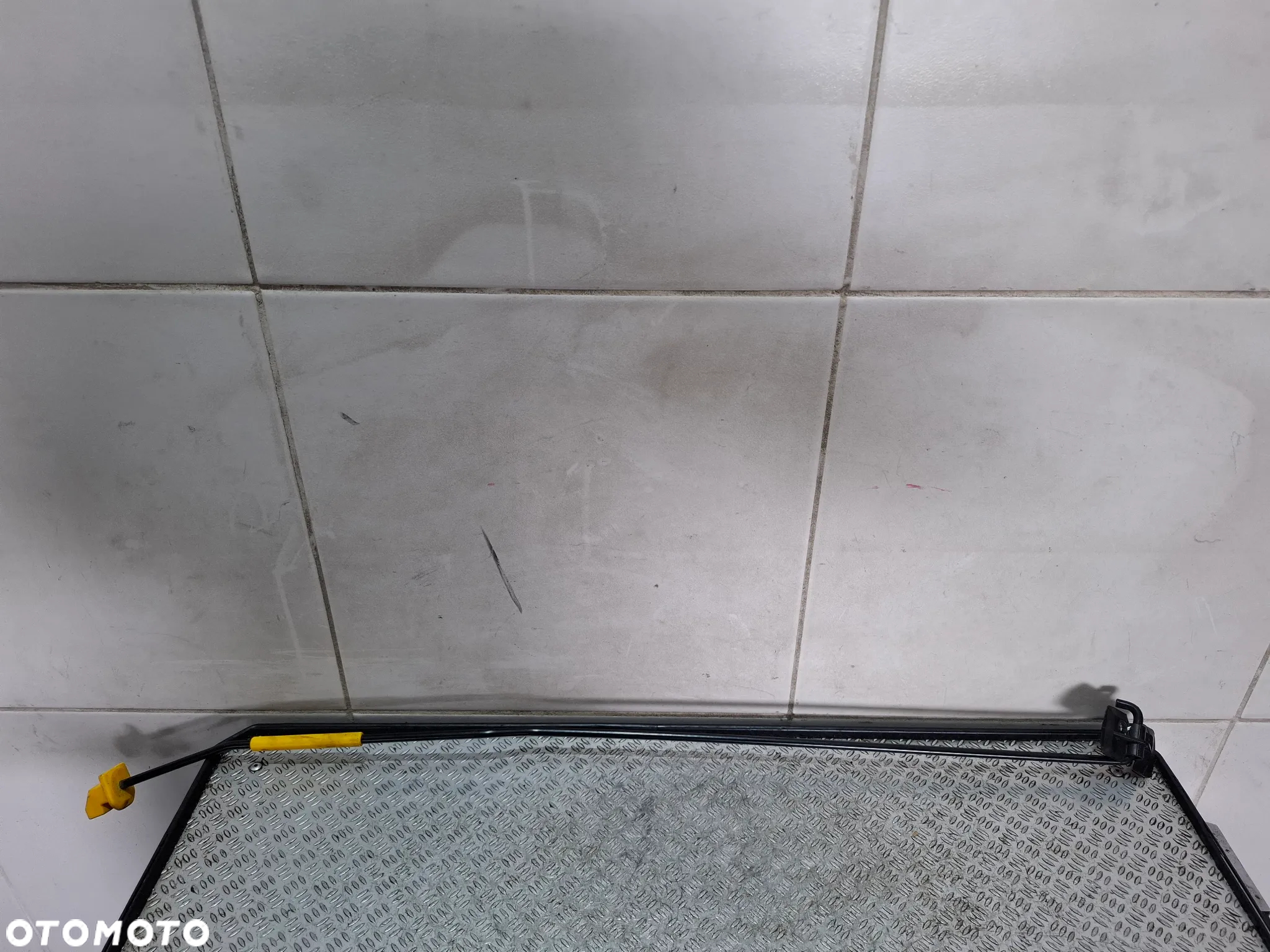 Podpora drut maski Renault Clio V - 3