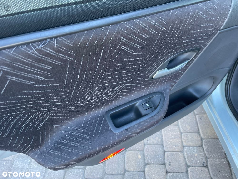 Renault Laguna 1.9 dCi Pack Dynamique - 24