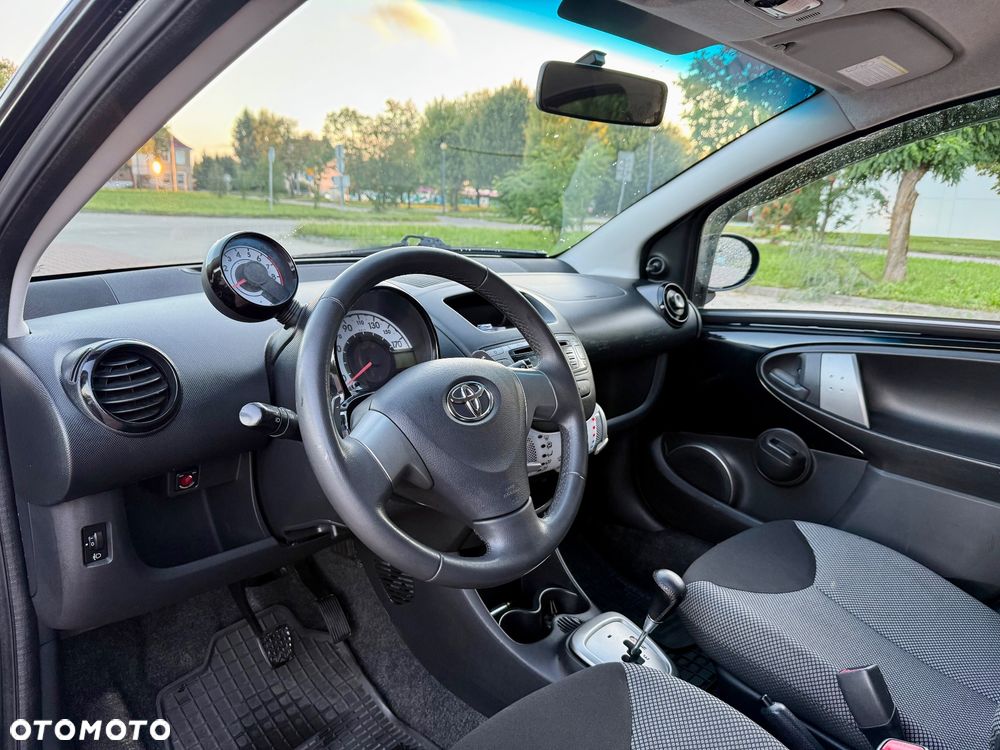 Toyota Aygo 1.0 VVT-i Luna MM A/C - 15