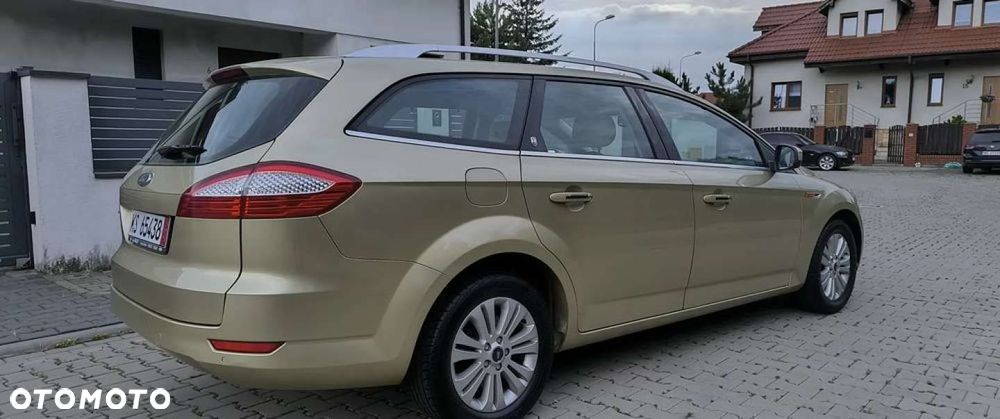 Ford Mondeo - 21