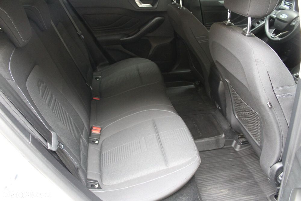 Ford Focus 1.0 EcoBoost Active - 15