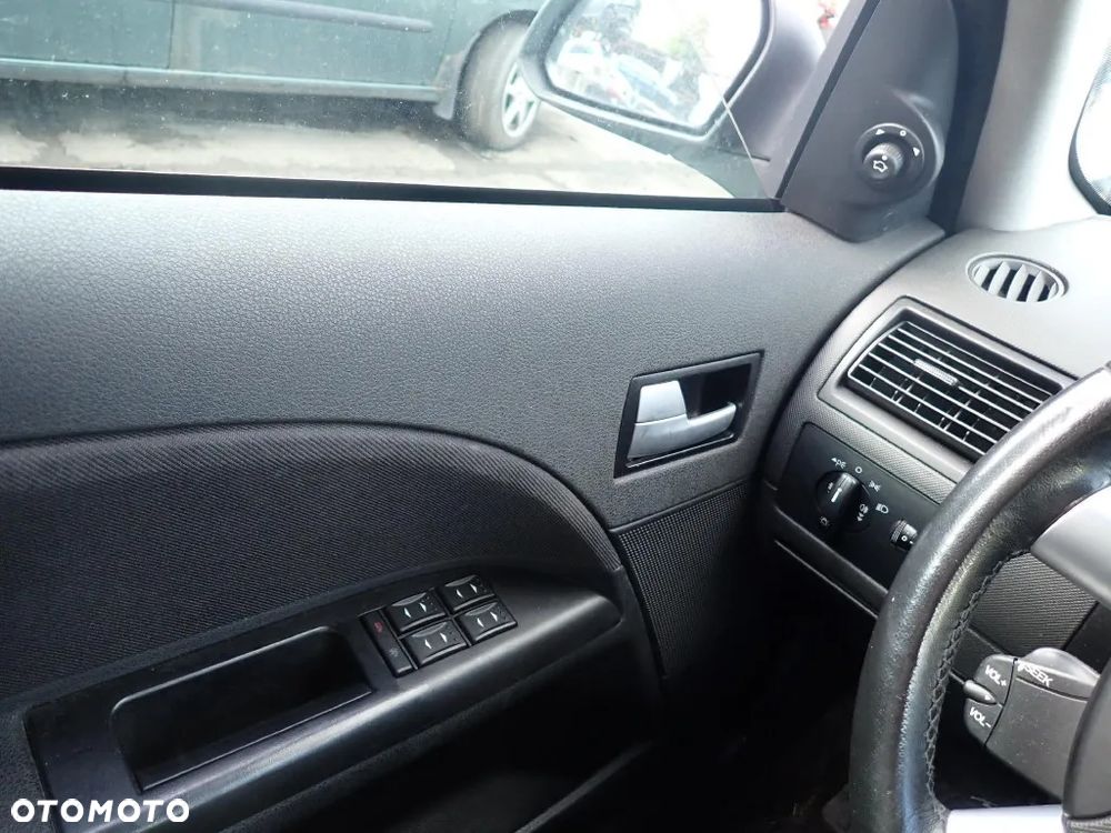 CZĘŚCI - Ford Mondeo III MK3 2,0 16V CJBB CJBA 145KM SEDAN lakier FO 2001r. INDEX - 9721 - 20