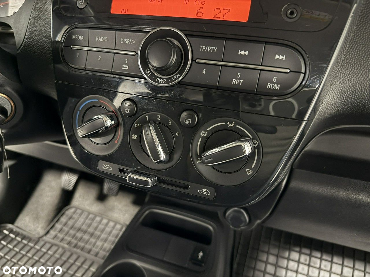Mitsubishi Space Star 1.0 Inform - 16