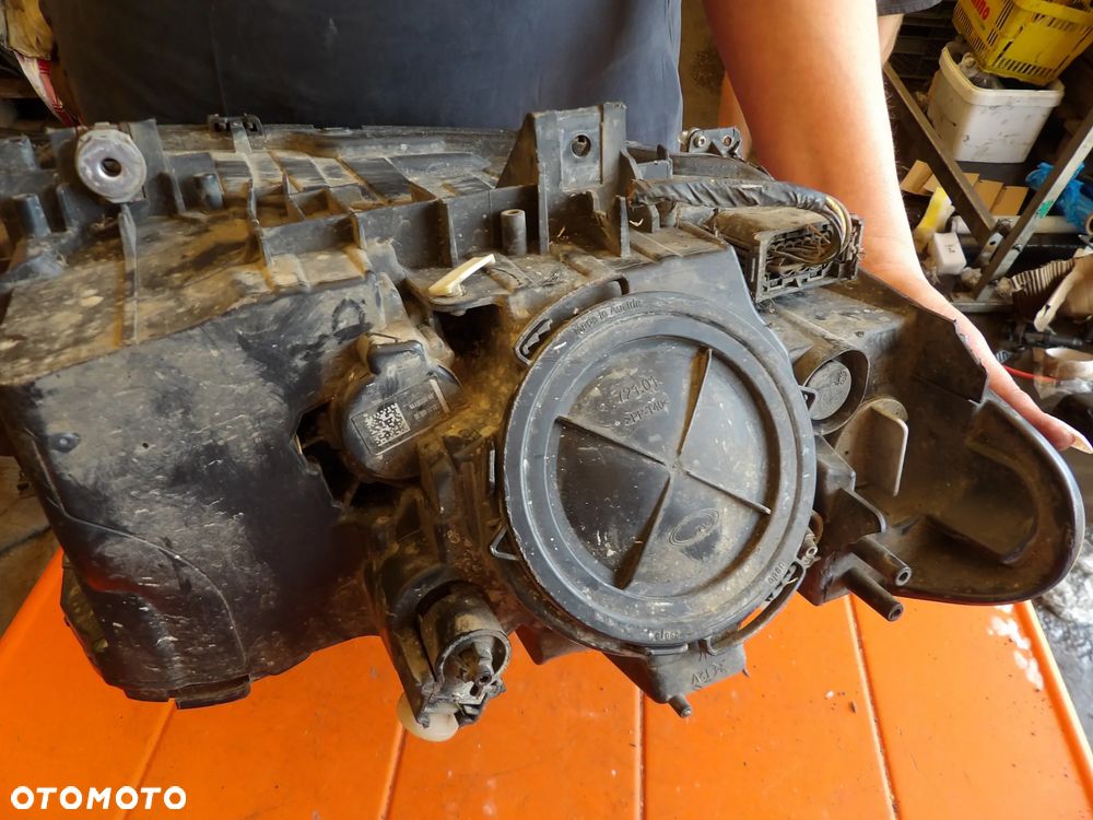 BMW - F30 - H7 - LEWA LAMPA PRZEDNIA - UK - 7259536 - 6