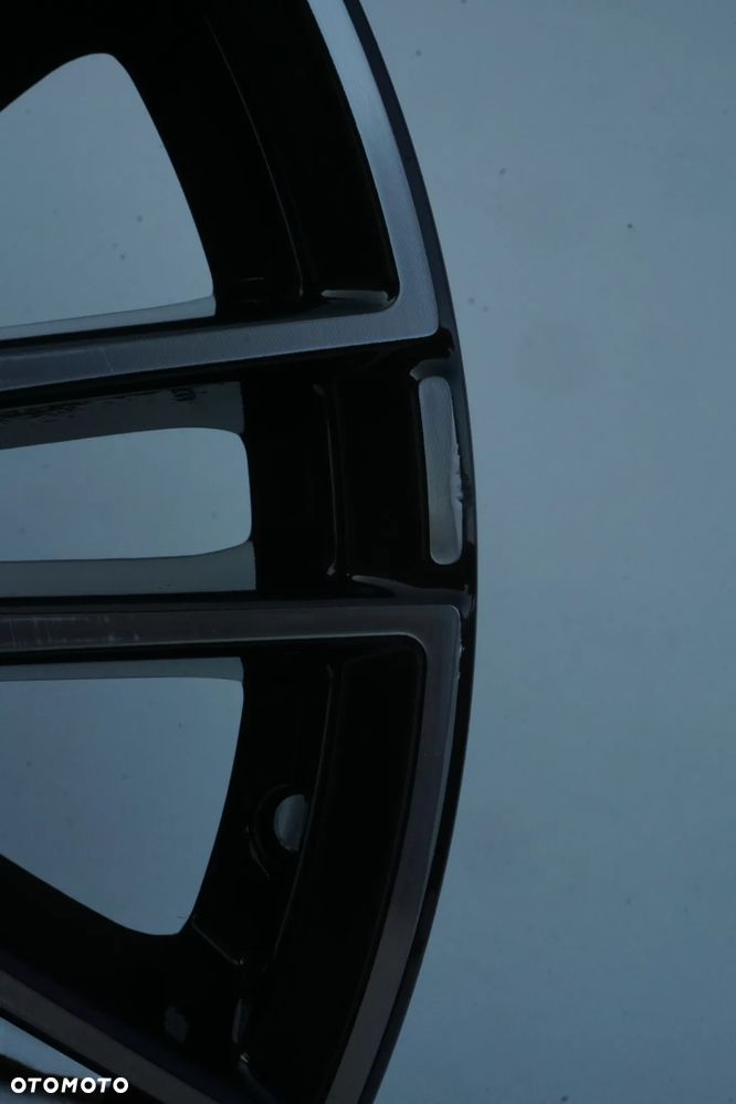 Mercedes 5x112 18 8,5J et52 A2064015000 stan bdb- - 3