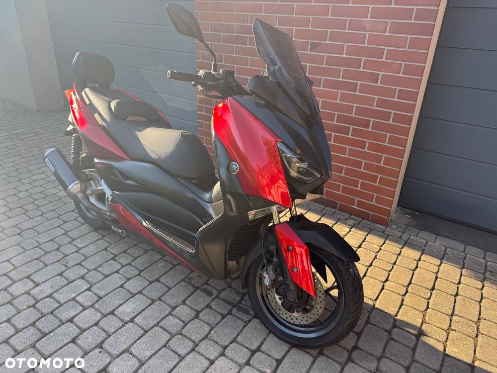 Yamaha X-max - 4