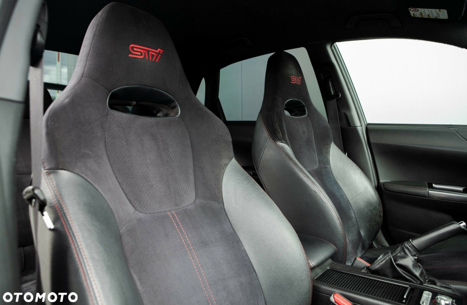 Subaru Impreza 2.5 WRX STI S - 28
