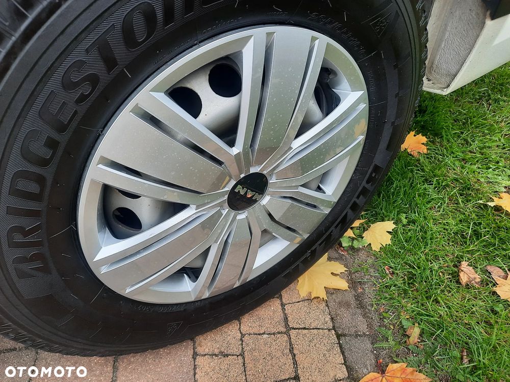 Volkswagen Crafter - 19