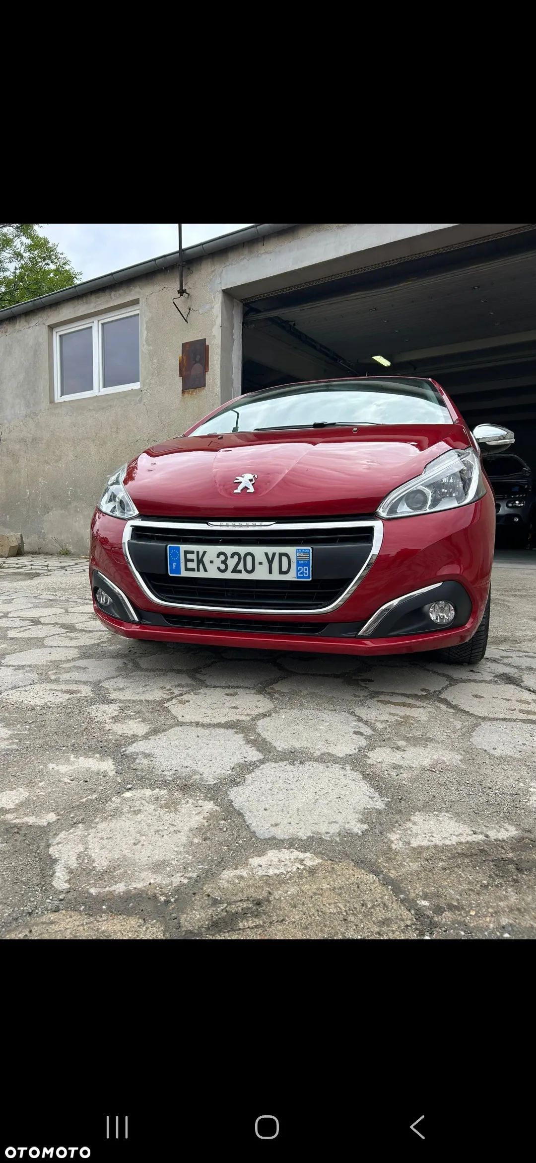 Peugeot 208 1.2 PureTech Style - 1