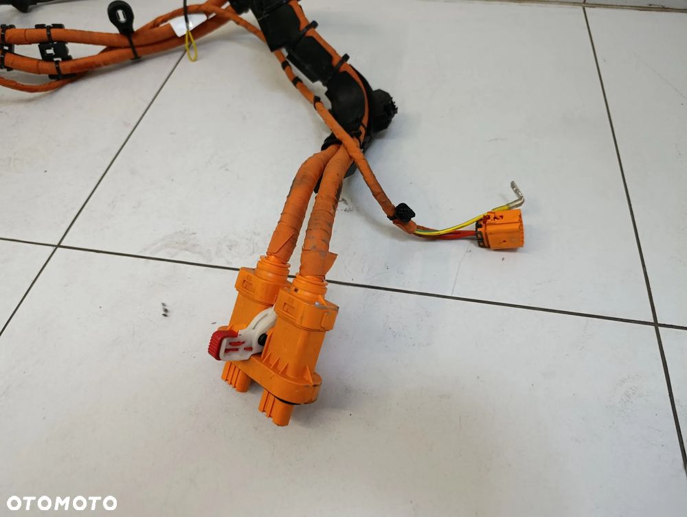 Gniazdo kabel przewód instalacja ładowania baterii Audi Q4 e-tron etron - 6