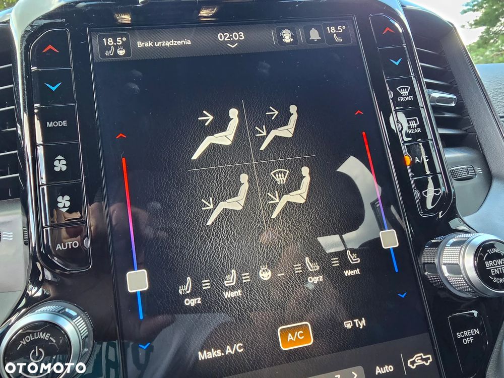 Dodge RAM 5.7 4x4 - 24
