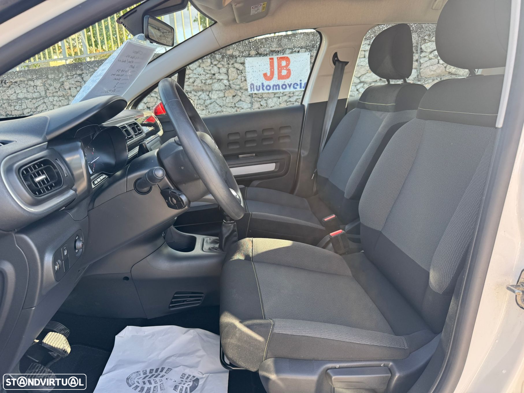 Citroën C3 1.5 BlueHDi Shine - 9